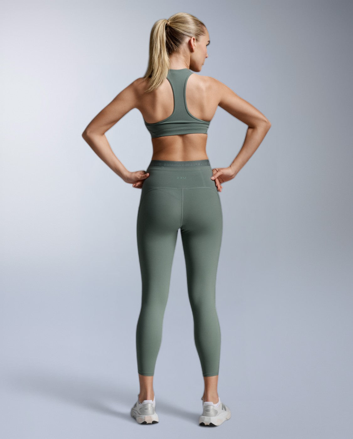 Form Stash Hi-Rise Compression 7/8 Tights, Olive Leaf/Olive Leaf