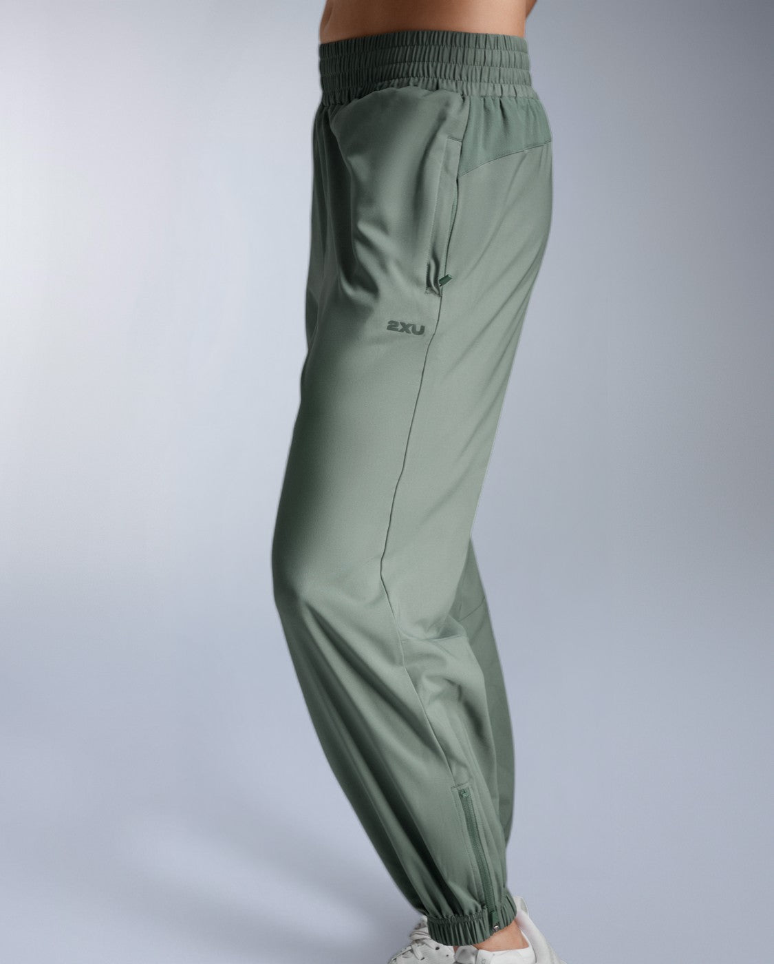 Aero Hi-Rise Woven Jogger, Olive Leaf/Olive Leaf Reflective