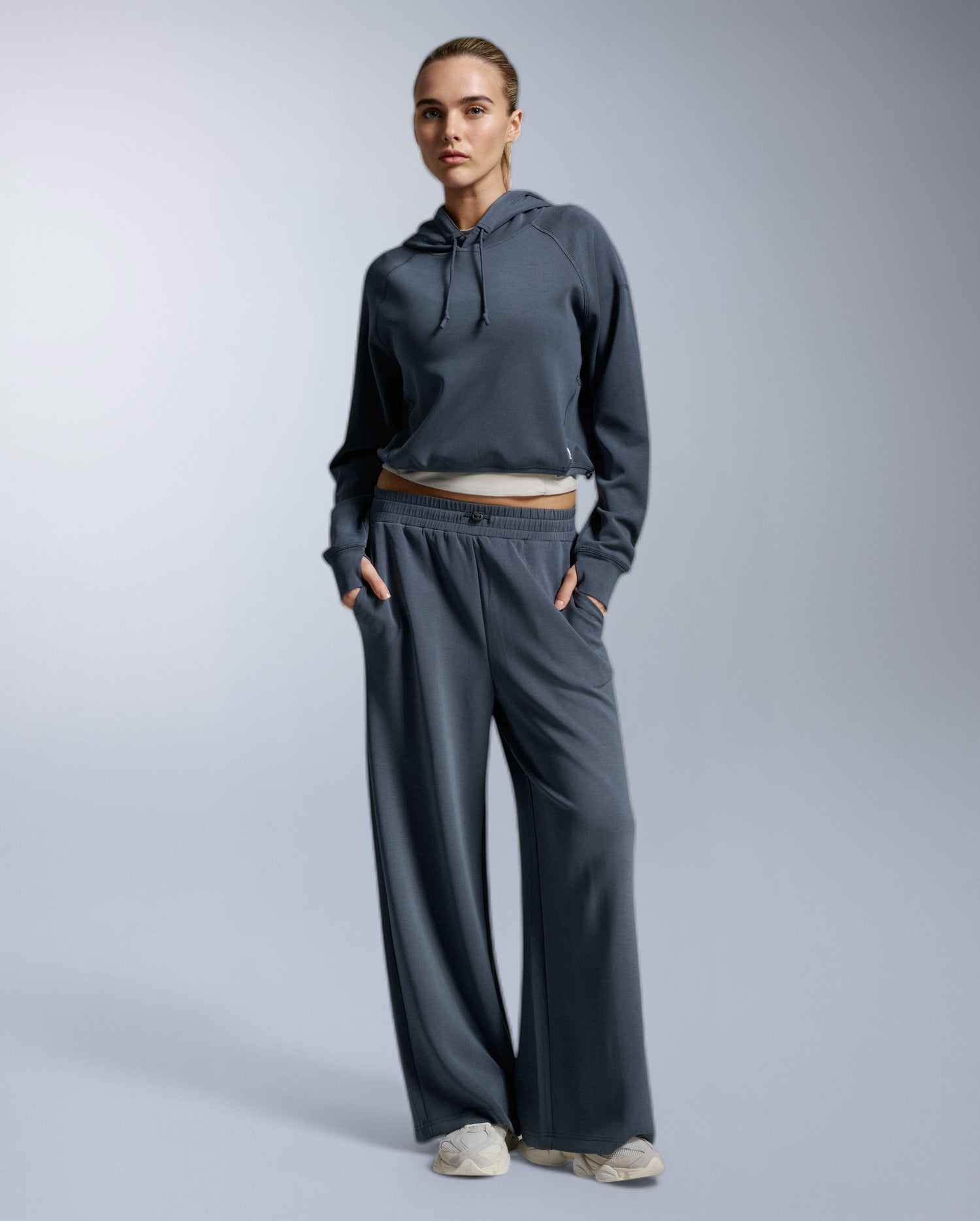 Wonderluxe Sand Washed Cropped Hoodie, India Ink/White